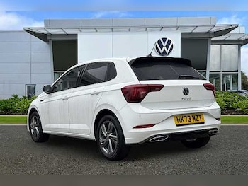 Used Volkswagen Polo 2023 for sale - 76924191: Photo