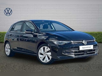 Used Volkswagen Golf 2025 for sale - 78111846: Photo