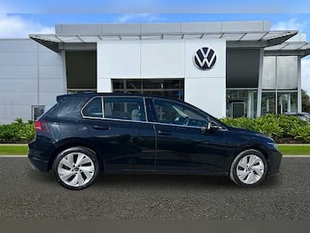 Used Volkswagen Golf 2025 for sale - 78111846: Photo