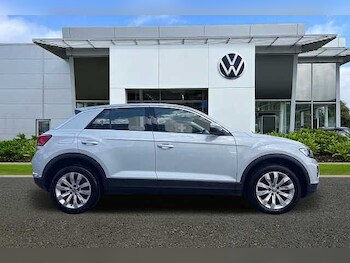 Used Volkswagen T-Roc 2020 for sale - 75360556: Photo