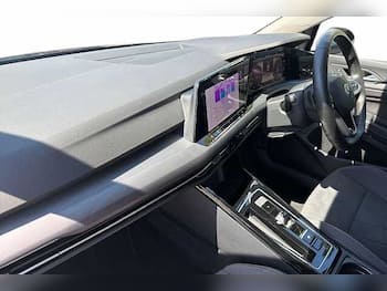 Used Volkswagen Golf 2024 for sale - 79359558: Photo