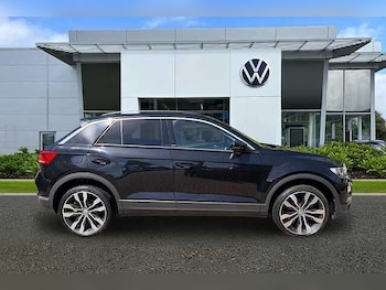 Used Volkswagen T-Roc 2021 for sale - 78459262: Photo