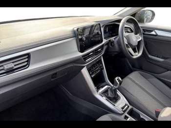Used Volkswagen T-Roc 2024 for sale - 74950083: Photo