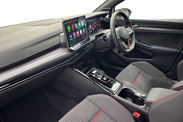 Used Volkswagen Golf 2025 for sale - 75766132: Photo 2