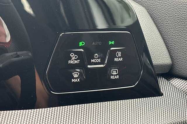 Used Volkswagen Golf 2025 for sale - 75766132: Photo 32