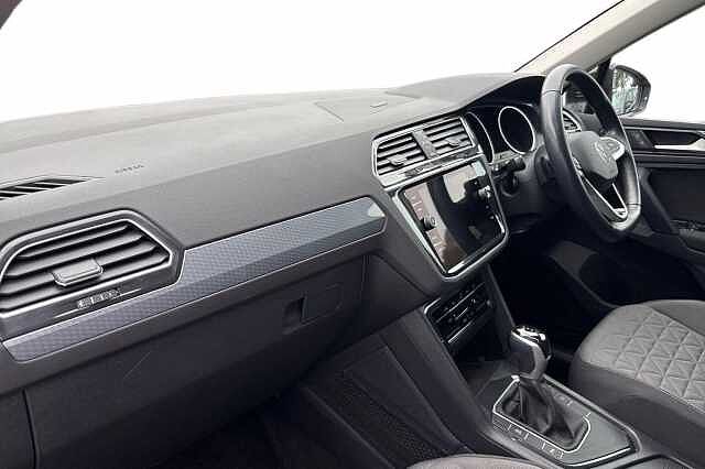 Used Volkswagen Tiguan 2024 for sale - 76224464: Photo 2