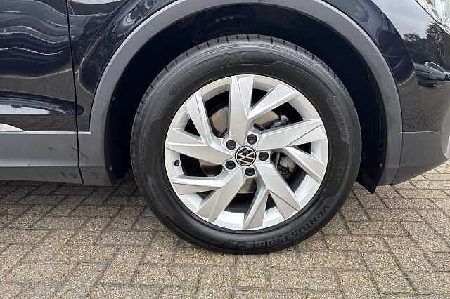 Used Volkswagen Tiguan 2024 for sale - 76224464: Photo 5