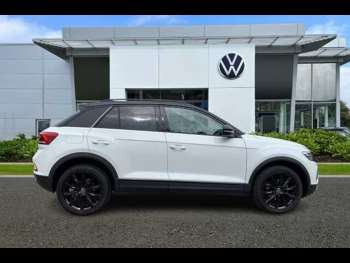 Used Volkswagen T-Roc 2023 for sale - 74845677: Photo