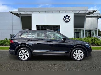 Used Volkswagen Tiguan 2021 for sale - 76076554: Photo 4