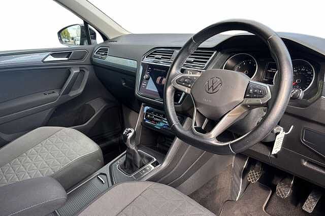 Used Volkswagen Tiguan 2021 for sale - 76076554: Photo 6