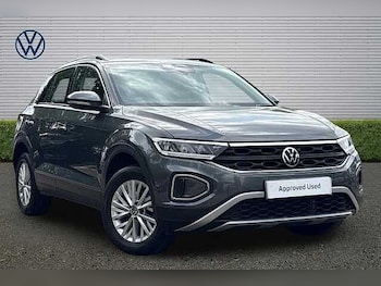 Used Volkswagen T-Roc 2024 for sale - 78469531: Photo