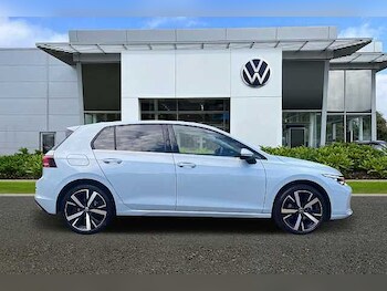 Used Volkswagen Golf 2025 for sale - 75044023: Photo