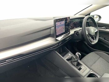 Used Volkswagen Golf 2025 for sale - 78064587: Photo