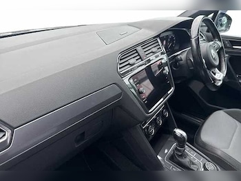 Used Volkswagen Tiguan 2018 for sale - 75380964: Photo