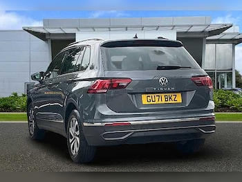 Used Volkswagen Tiguan 2021 for sale - 75948101: Photo