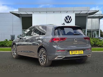 Used Volkswagen Golf 2024 for sale - 78976180: Photo