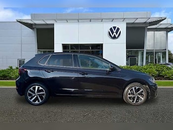 Used Volkswagen Polo 2024 for sale - 77759628: Photo