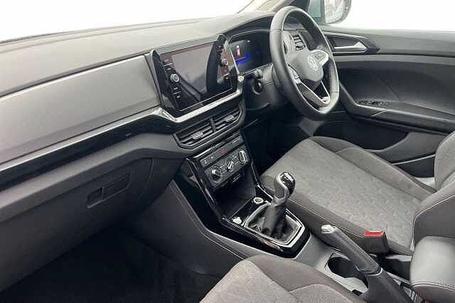 Used Volkswagen T-Cross 2024 for sale - 76719508: Photo 2