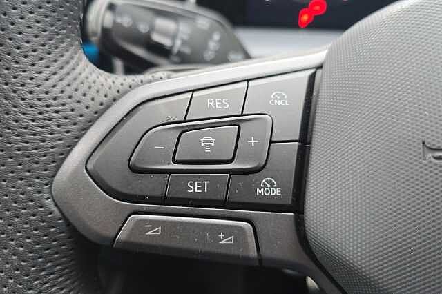 Used Volkswagen Touran 2025 for sale - 76536461: Photo 15