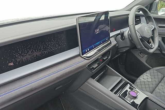 Used Volkswagen Touran 2025 for sale - 76536461: Photo 2