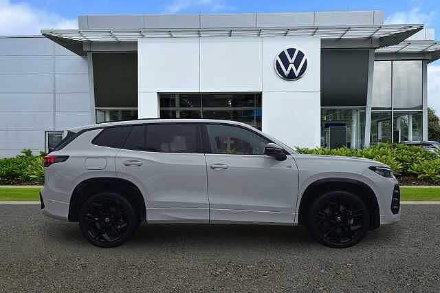 Used Volkswagen Touran 2025 for sale - 76536461: Photo 4