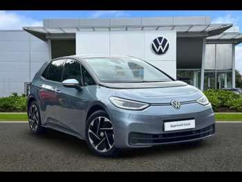 2021 (21) - 150kW Family Pro Performance 58kWh 5dr Auto + 18' EAST DERRY ALLOYS