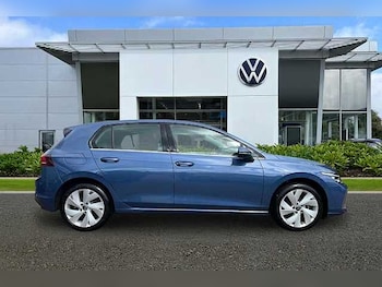 Used Volkswagen Golf 2025 for sale - 77916271: Photo