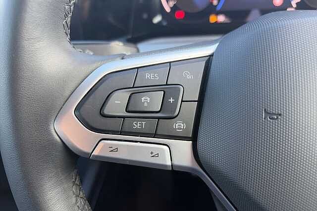 Used Volkswagen Golf 2023 for sale - 77650421: Photo 15