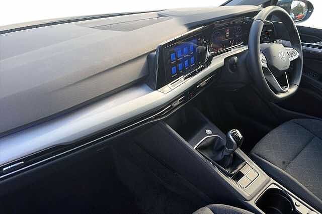 Used Volkswagen Golf 2023 for sale - 77650421: Photo 2