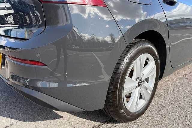 Used Volkswagen Golf 2023 for sale - 77650421: Photo 31