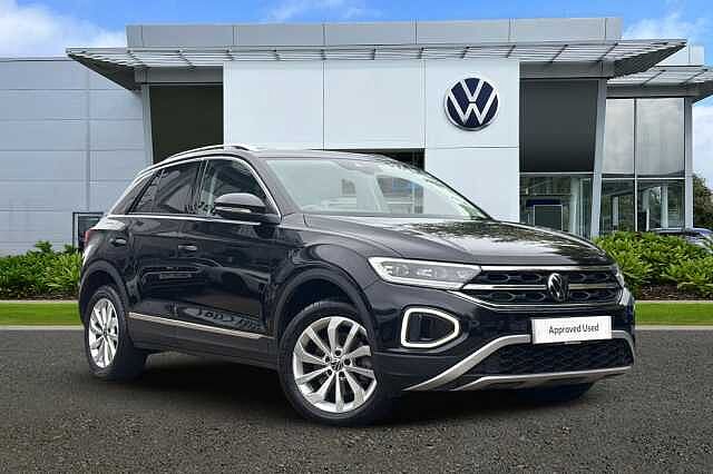 Used Volkswagen T-Roc 2023 for sale - 75962094: Photo 1