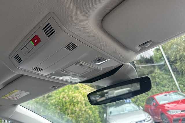 Used Volkswagen T-Roc 2023 for sale - 75962094: Photo 28