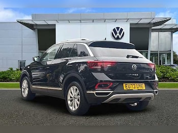 Used Volkswagen T-Roc 2023 for sale - 75962094: Photo