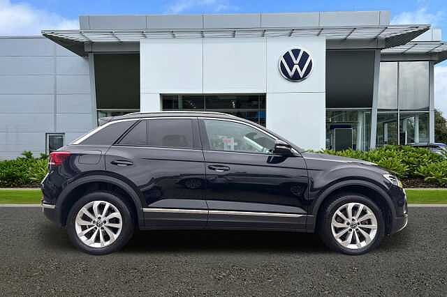 Used Volkswagen T-Roc 2023 for sale - 75962094: Photo 4