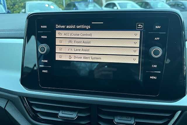 Used Volkswagen T-Roc 2023 for sale - 76643171: Photo 28