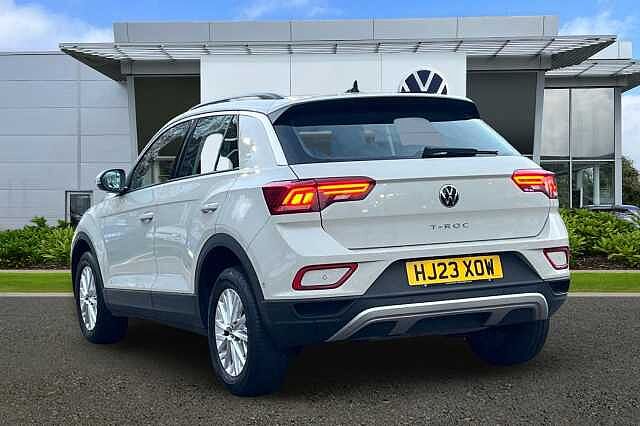 Used Volkswagen T-Roc 2023 for sale - 76643171: Photo 3