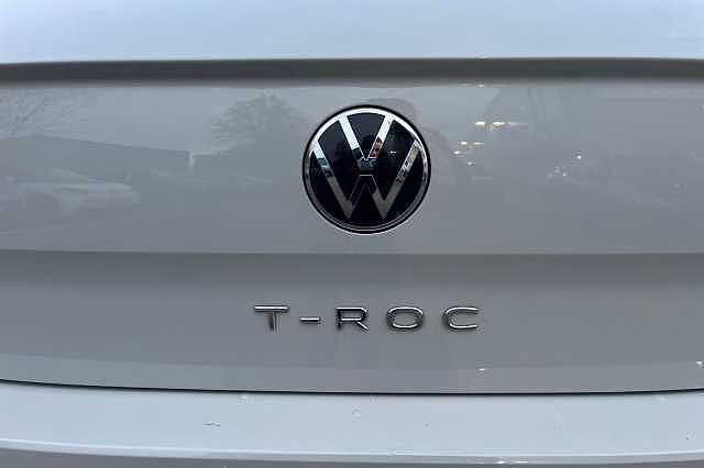 Used Volkswagen T-Roc 2023 for sale - 76643171: Photo 32