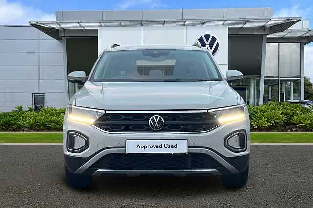 Used Volkswagen T-Roc 2023 for sale - 76643171: Photo 7