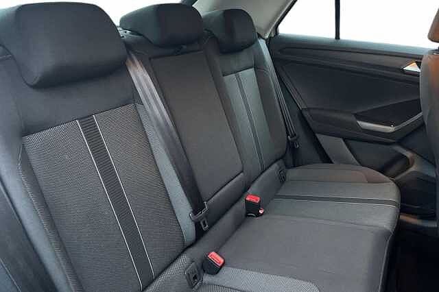 Used Volkswagen T-Roc 2023 for sale - 76643171: Photo 8