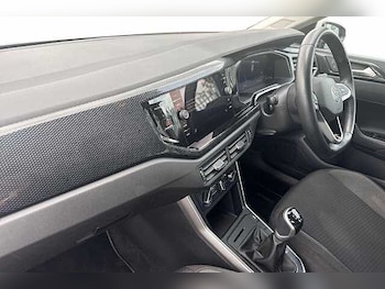 Used Volkswagen Polo 2024 for sale - 79252019: Photo