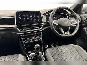Used Volkswagen T-Roc 2025 for sale - 79551408: Photo