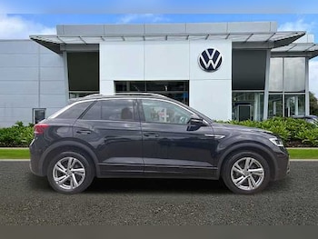 Used Volkswagen T-Roc 2022 for sale - 75620757: Photo