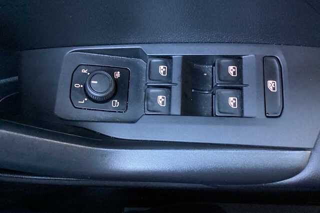 Used Volkswagen T-Cross 2024 for sale - 76387043: Photo 28