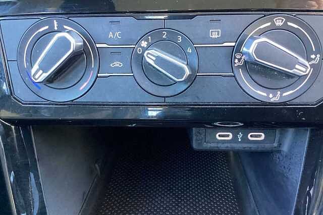 Used Volkswagen T-Cross 2024 for sale - 76387043: Photo 30