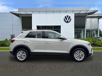 Used Volkswagen T-Roc 2022 for sale - 76197905: Photo 4