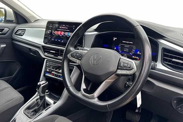 Used Volkswagen T-Roc 2022 for sale - 76197905: Photo 6