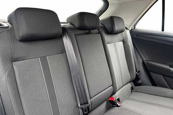Used Volkswagen T-Roc 2022 for sale - 76197905: Photo 8