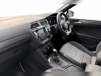 Used Volkswagen Tiguan Allspace 2021 for sale - 76439747: Photo