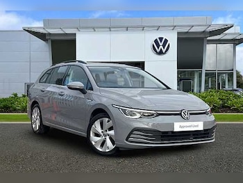 Volkswagen - Golf