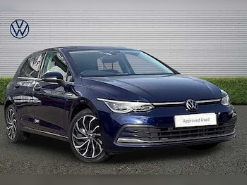 Used Volkswagen Golf 2023 for sale - 78026264: Photo